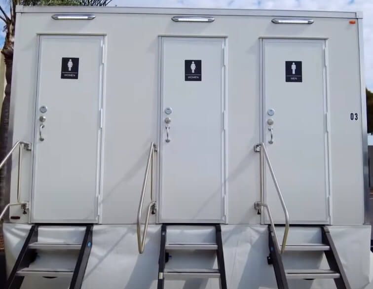 luxury restrooms at a corporate outdoor event